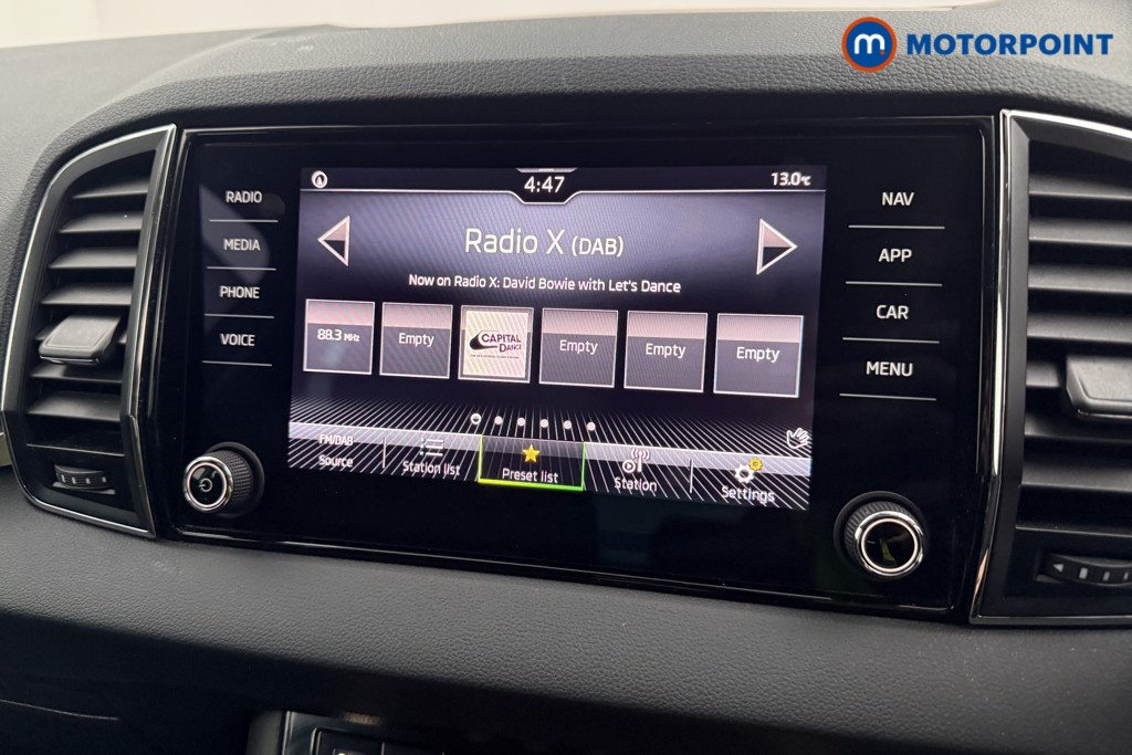 Skoda Karoq Se Drive Manual Petrol SUV - Stock Number (1599354) - 4th supplementary image