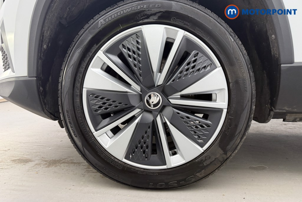 Skoda Karoq Se Drive Manual Petrol SUV - Stock Number (1599354) - 28th supplementary image