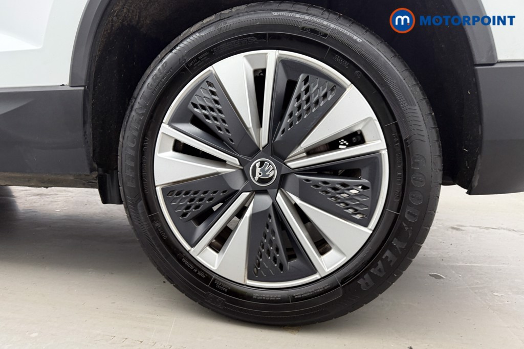 Skoda Karoq Se Drive Manual Petrol SUV - Stock Number (1599354) - 29th supplementary image