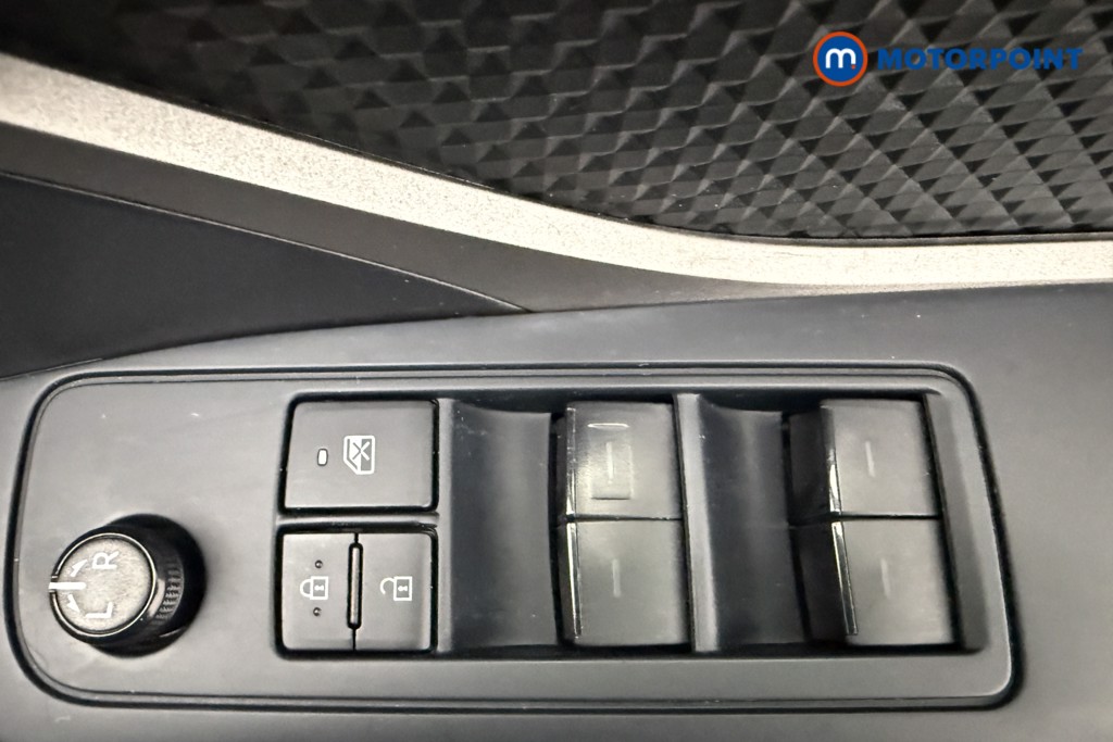 Toyota C-Hr Icon Automatic Petrol-Electric Hybrid SUV - Stock Number (1599683) - 18th supplementary image