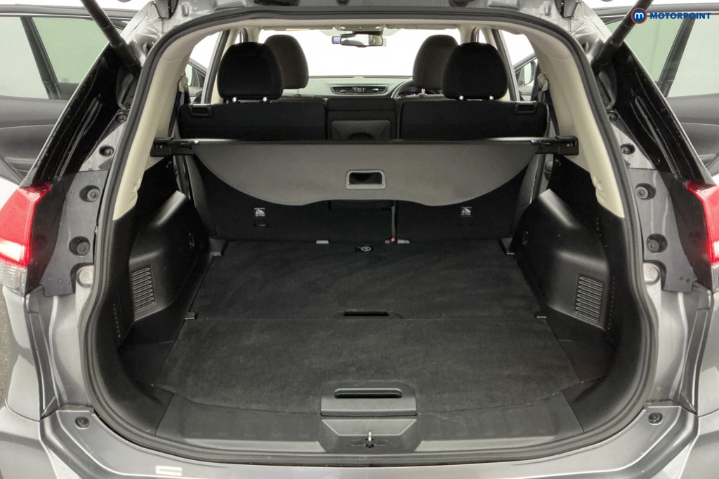 Nissan X-Trail N-Connecta Automatic Petrol SUV - Stock Number (1600353) - 4th supplementary image