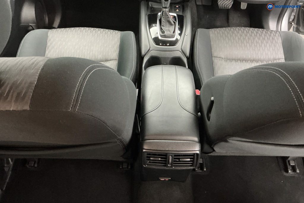 Nissan X-Trail N-Connecta Automatic Petrol SUV - Stock Number (1600353) - 14th supplementary image