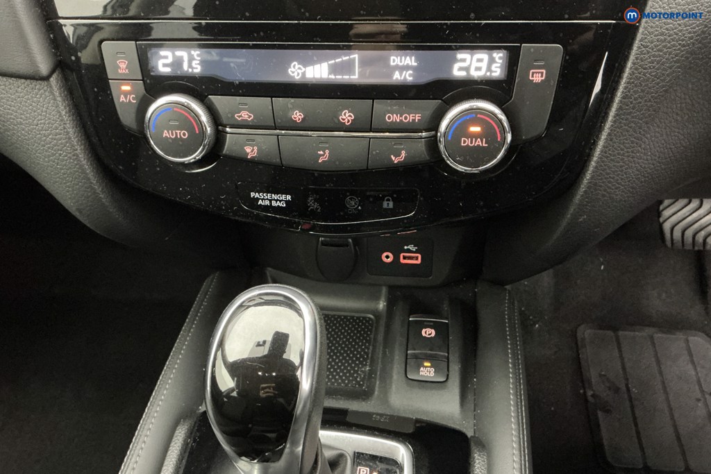Nissan X-Trail N-Connecta Automatic Petrol SUV - Stock Number (1600353) - 26th supplementary image