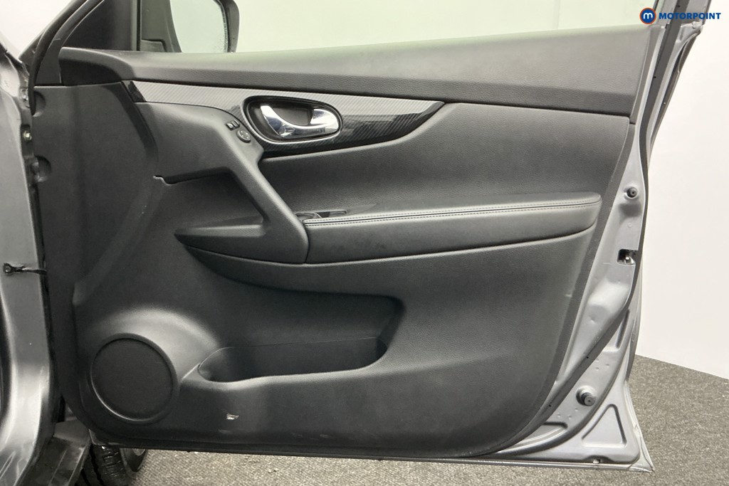 Nissan X-Trail N-Connecta Automatic Petrol SUV - Stock Number (1600353) - 31st supplementary image