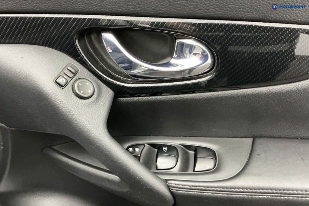 Nissan X-Trail N-Connecta Automatic Petrol SUV - Stock Number (1600353) - 34th supplementary image