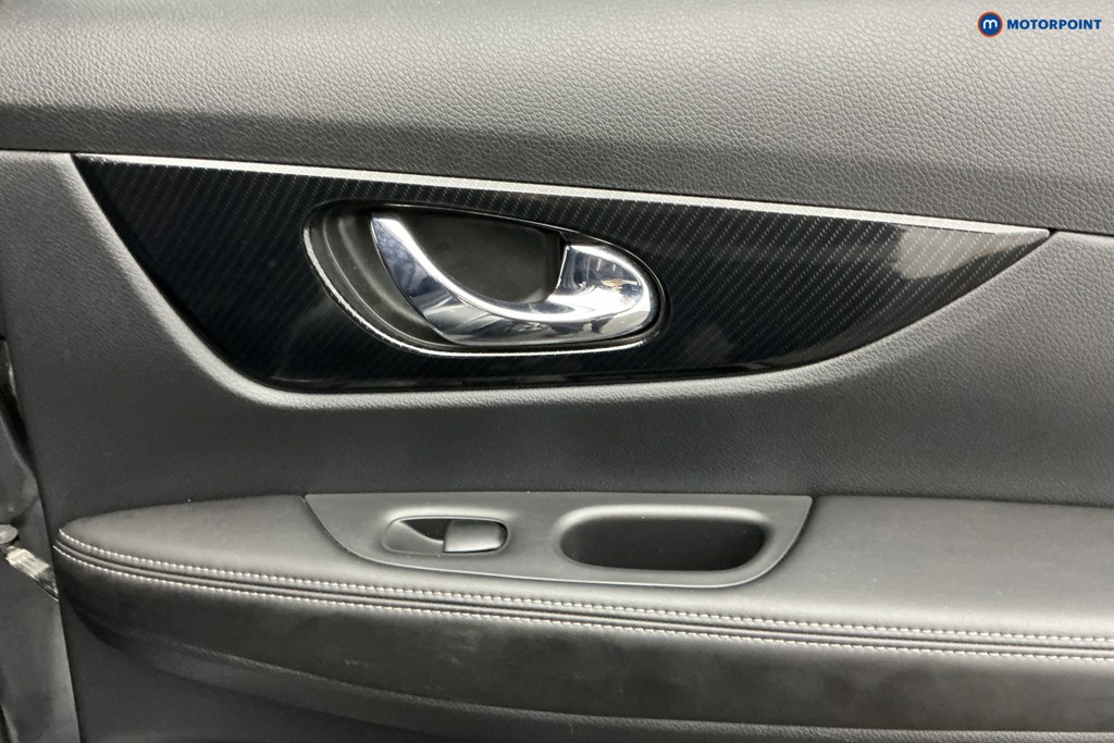 Nissan X-Trail N-Connecta Automatic Petrol SUV - Stock Number (1600353) - 37th supplementary image