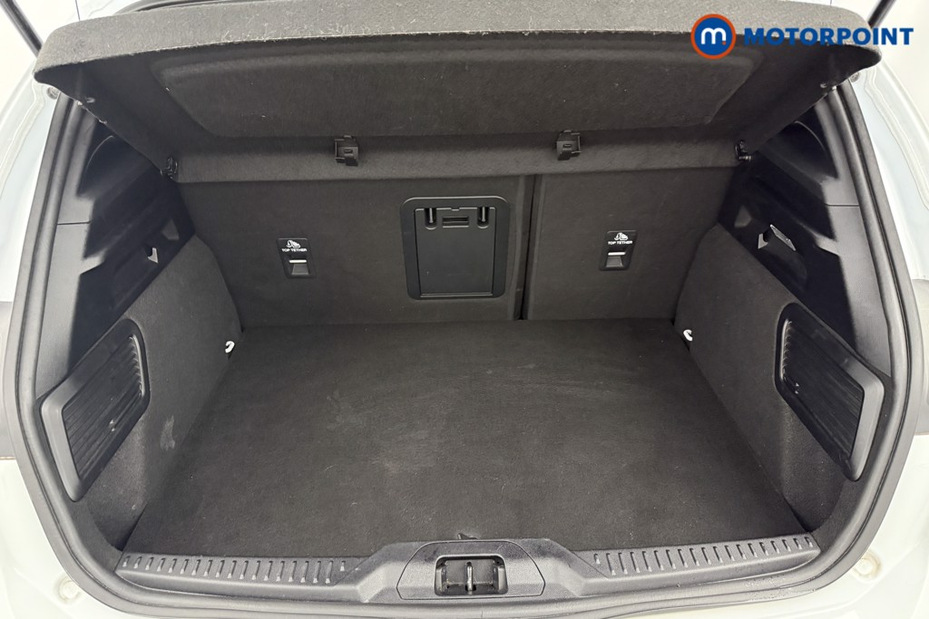Ford Focus St-Line X Manual Petrol Hatchback - Stock Number (1600416) - 28th supplementary image