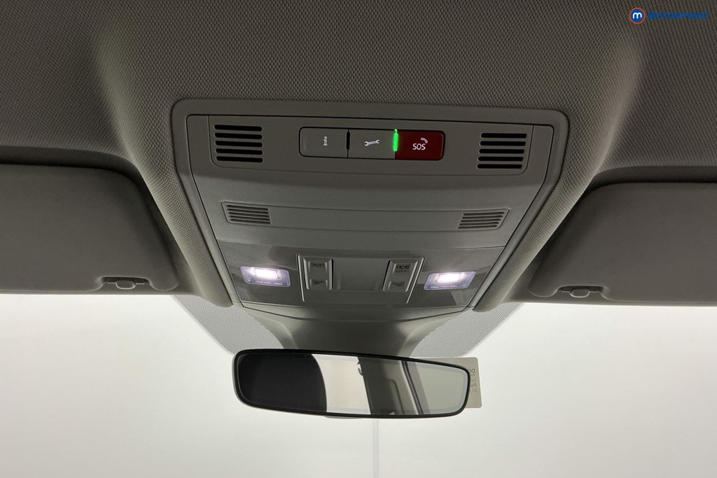 Volkswagen T-Cross SEL Manual Petrol SUV - Stock Number (1600489) - 18th supplementary image