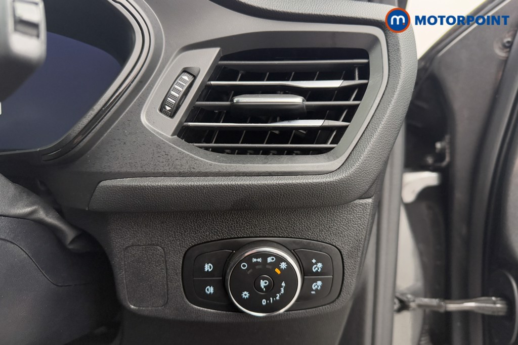 Ford Focus St-Line X Automatic Petrol Hatchback - Stock Number (1600534) - 16th supplementary image