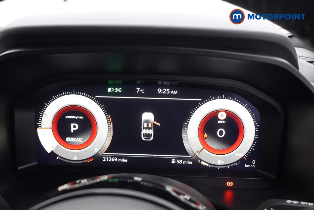 Nissan Qashqai Tekna-Plus Automatic Petrol SUV - Stock Number (1601340) - 4th supplementary image