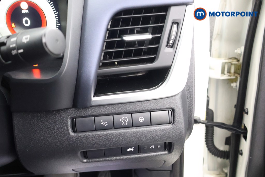 Nissan Qashqai Tekna-Plus Automatic Petrol SUV - Stock Number (1601340) - 7th supplementary image