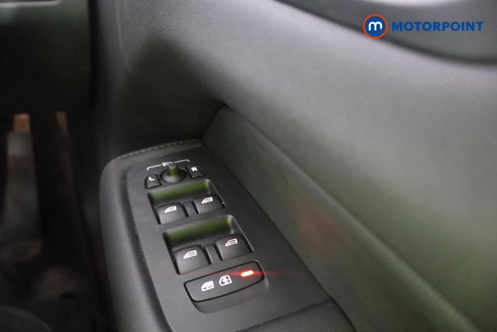 Volvo Xc60 Core Automatic Petrol Plug-In Hybrid SUV - Stock Number (1602154) - 11th supplementary image