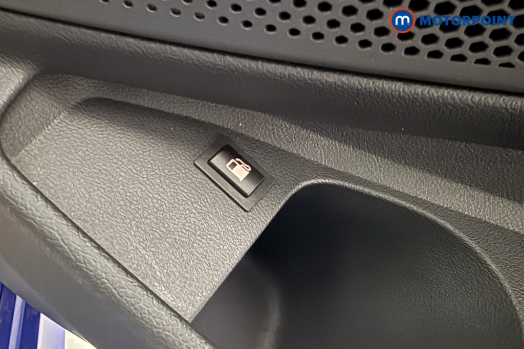 BMW 3 Series M Sport Automatic Petrol Plug-In Hybrid Saloon - Stock Number (1602321) - 21st supplementary image