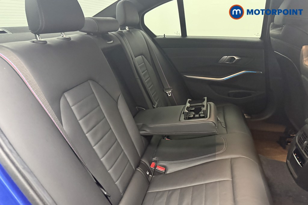 BMW 3 Series M Sport Automatic Petrol Plug-In Hybrid Saloon - Stock Number (1602321) - 27th supplementary image
