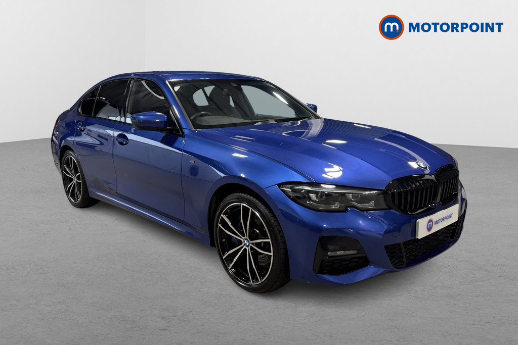 BMW 3 Series M Sport Automatic Petrol Plug-In Hybrid Saloon - Stock Number (1602321) - Drivers side front corner
