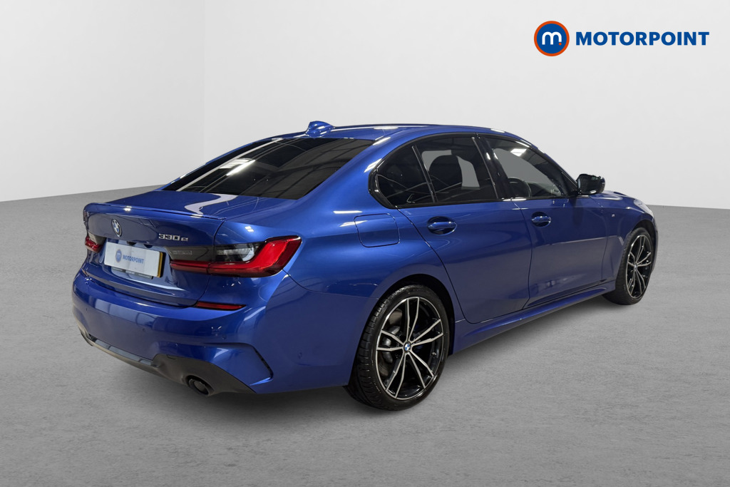 BMW 3 Series M Sport Automatic Petrol Plug-In Hybrid Saloon - Stock Number (1602321) - Drivers side rear corner