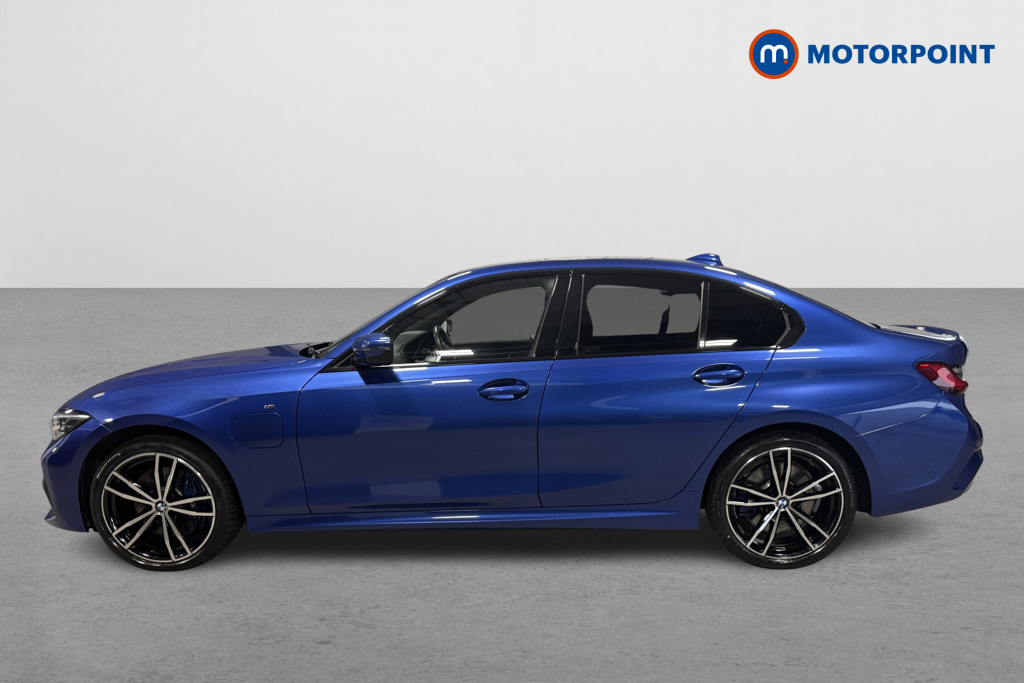BMW 3 Series M Sport Automatic Petrol Plug-In Hybrid Saloon - Stock Number (1602321) - Passenger side