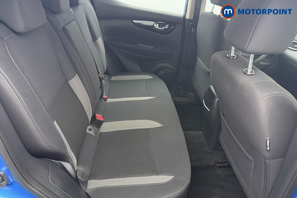Nissan Qashqai Acenta Premium Manual Diesel SUV - Stock Number (1602614) - 22nd supplementary image