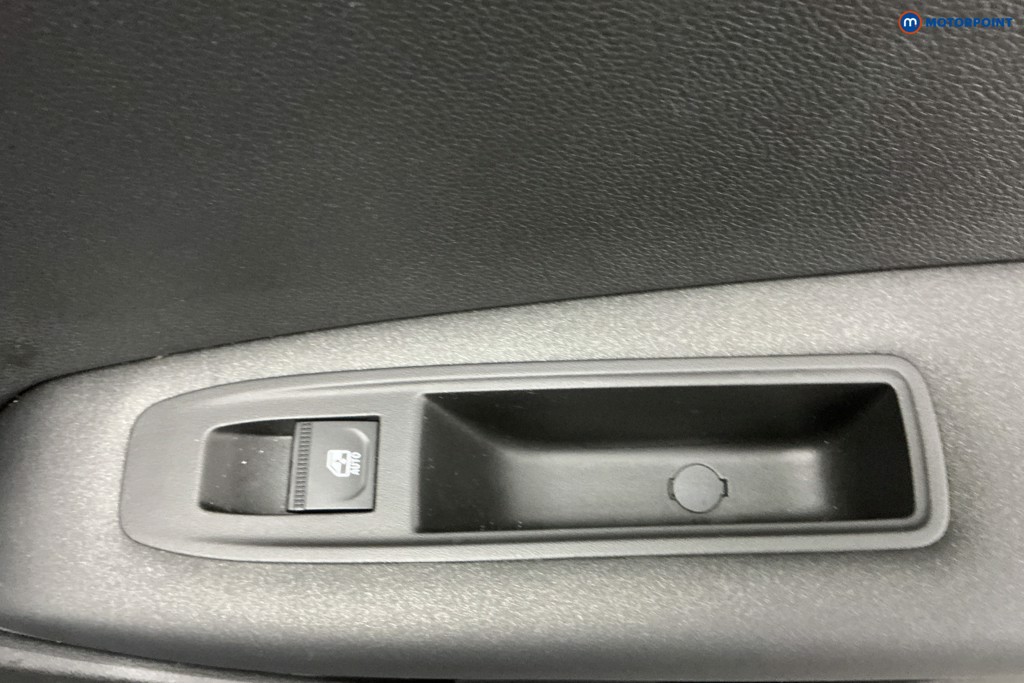 Renault Captur Evolution Automatic Petrol-Electric Hybrid SUV - Stock Number (1602689) - 31st supplementary image