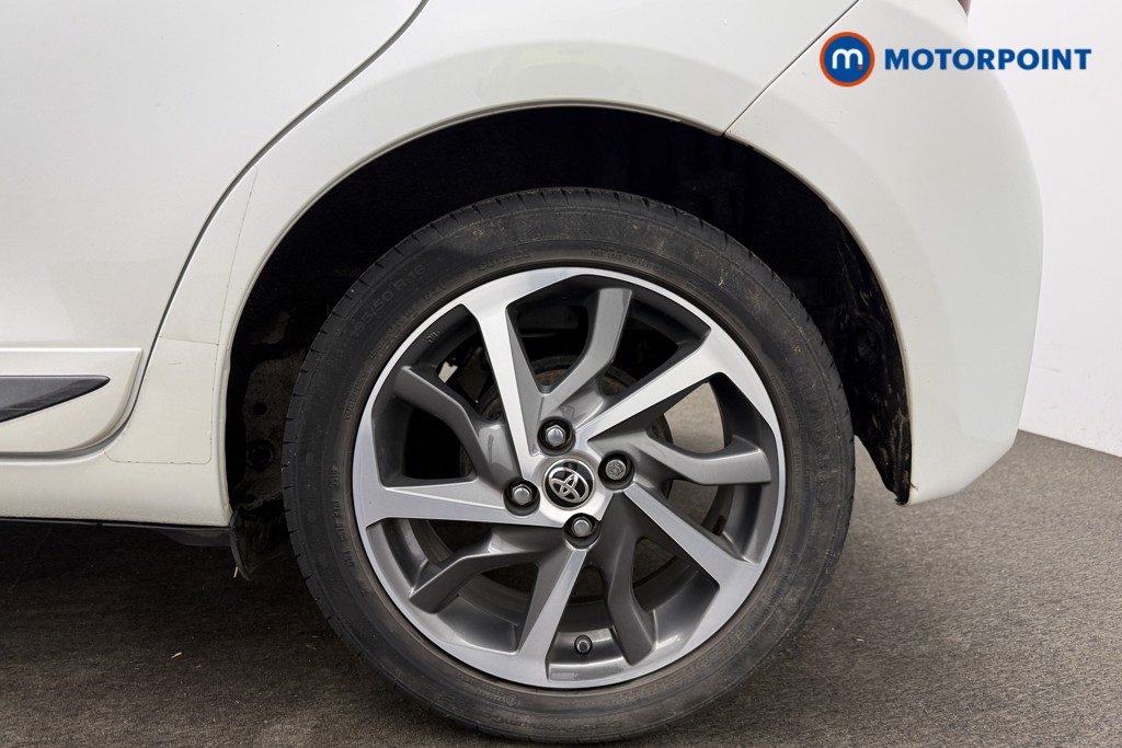 Toyota Yaris Y20 Manual Petrol Hatchback - Stock Number (1603418) - 5th supplementary image