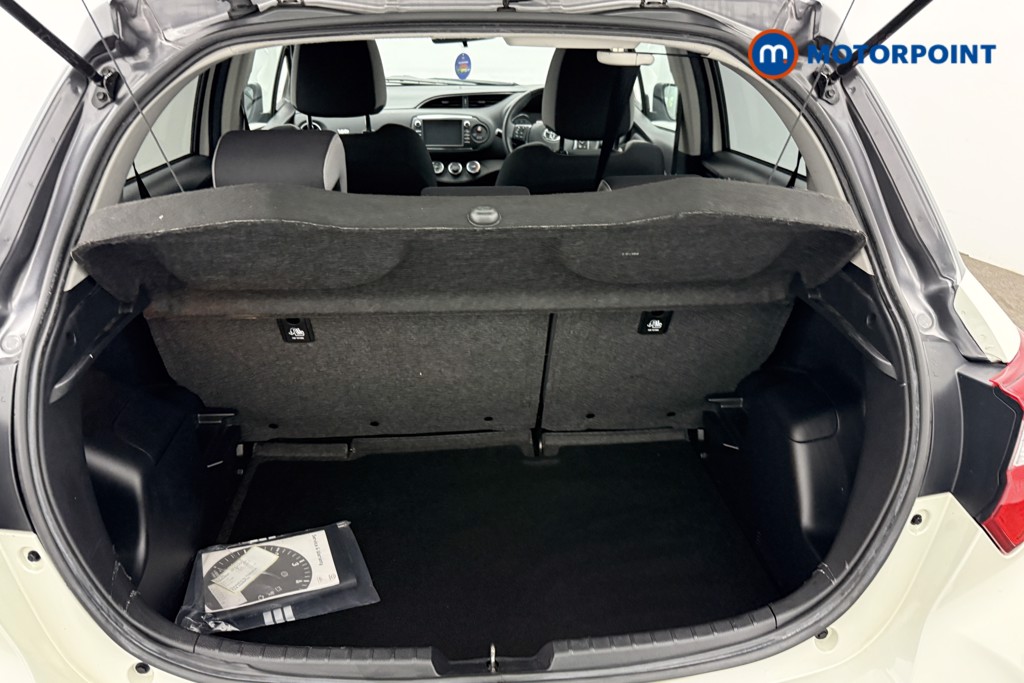 Toyota Yaris Y20 Manual Petrol Hatchback - Stock Number (1603418) - 7th supplementary image