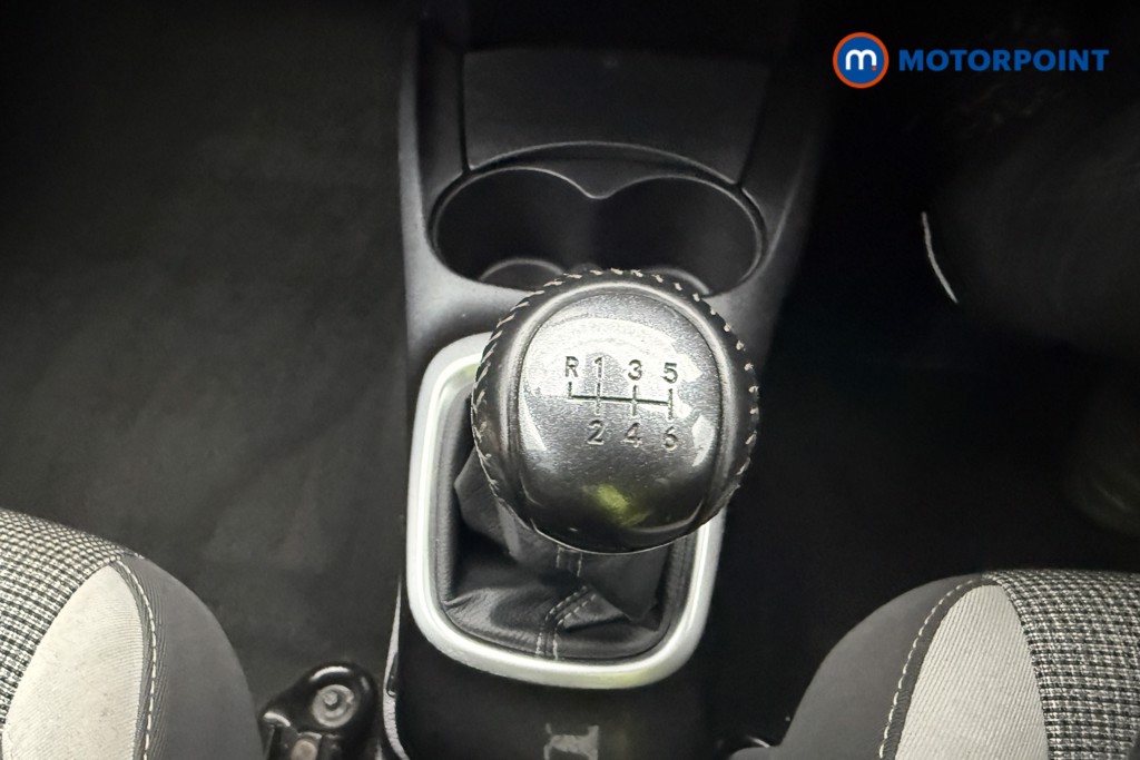 Toyota Yaris Y20 Manual Petrol Hatchback - Stock Number (1603418) - 30th supplementary image