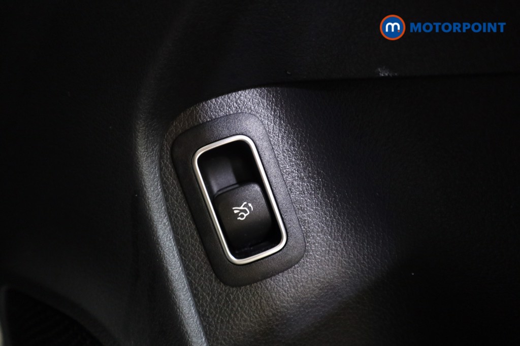 Mercedes-Benz CLA Amg Line Automatic Diesel Coupe - Stock Number (1603528) - 11th supplementary image