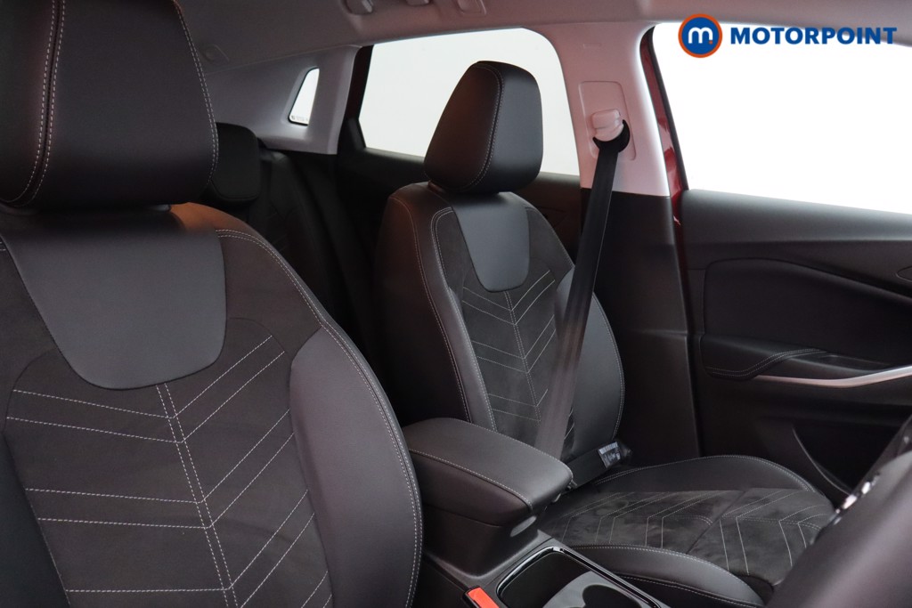 Vauxhall Grandland Ultimate Manual Petrol SUV - Stock Number (1603633) - 13th supplementary image