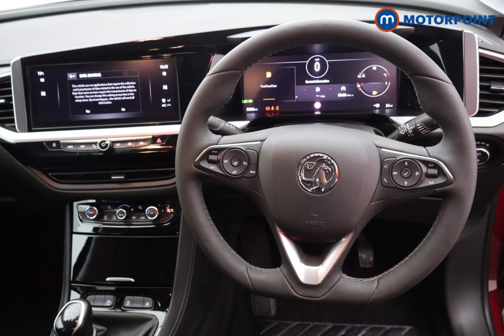 Vauxhall Grandland Ultimate Manual Petrol SUV - Stock Number (1603633) - 1st supplementary image