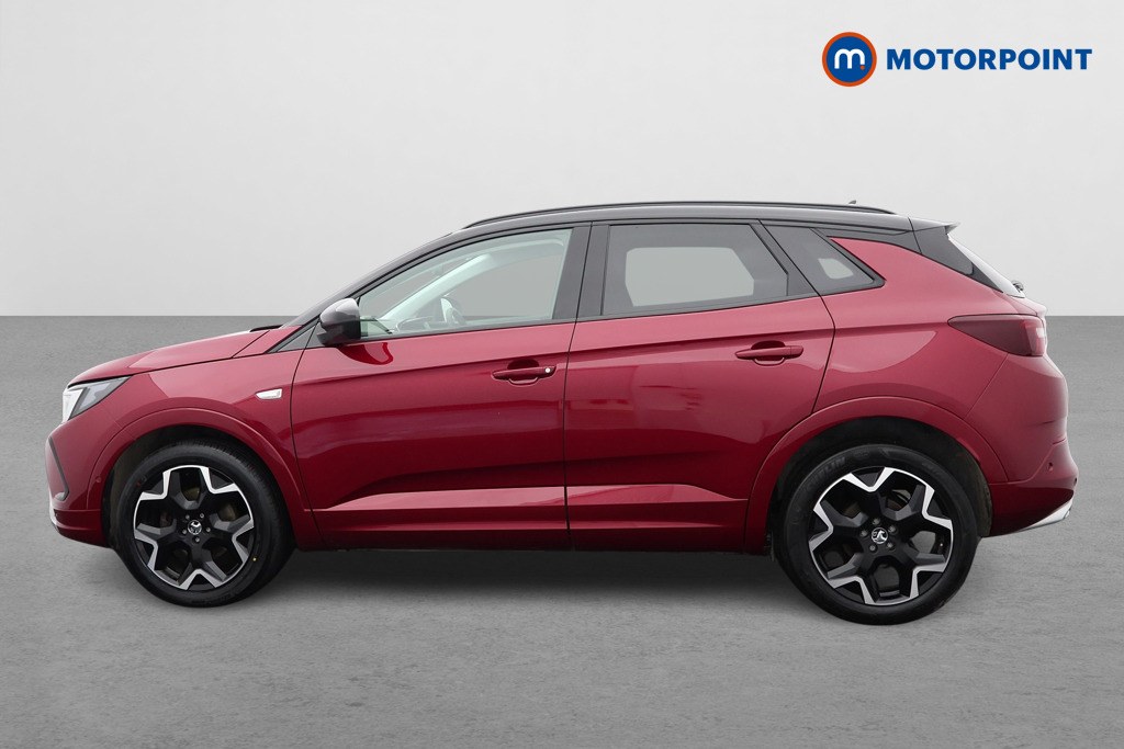 Vauxhall Grandland Ultimate Manual Petrol SUV - Stock Number (1603633) - Passenger side
