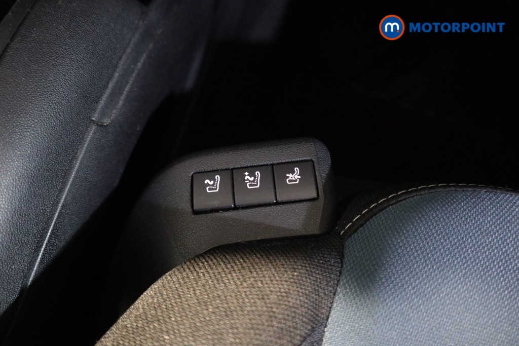 Citroen C4 Spacetourer Feel Automatic Petrol People Carrier - Stock Number (1603790) - 9th supplementary image