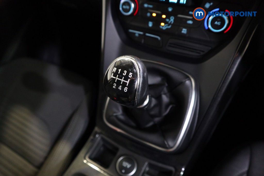 Ford Kuga Titanium Edition Manual Petrol SUV - Stock Number (1603881) - 11th supplementary image