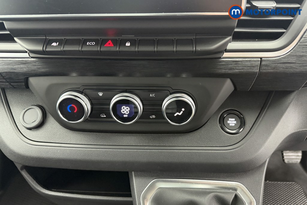 Renault Trafic Advance Automatic Electric Panel Van - Stock Number (1603973) - 9th supplementary image