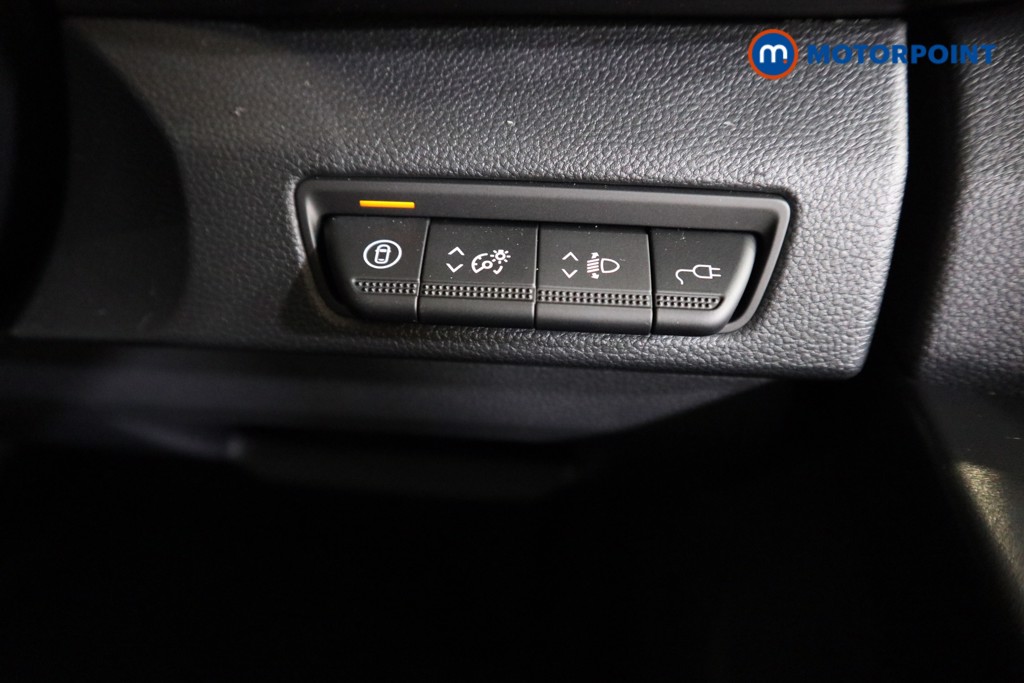 Renault Trafic Advance Automatic Electric Panel Van - Stock Number (1603982) - 10th supplementary image