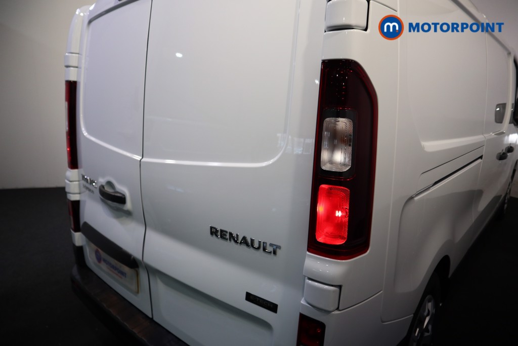 Renault Trafic Advance Automatic Electric Panel Van - Stock Number (1603982) - 21st supplementary image