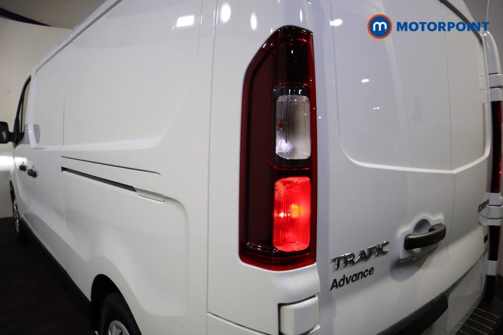 Renault Trafic Advance Automatic Electric Panel Van - Stock Number (1603983) - 22nd supplementary image