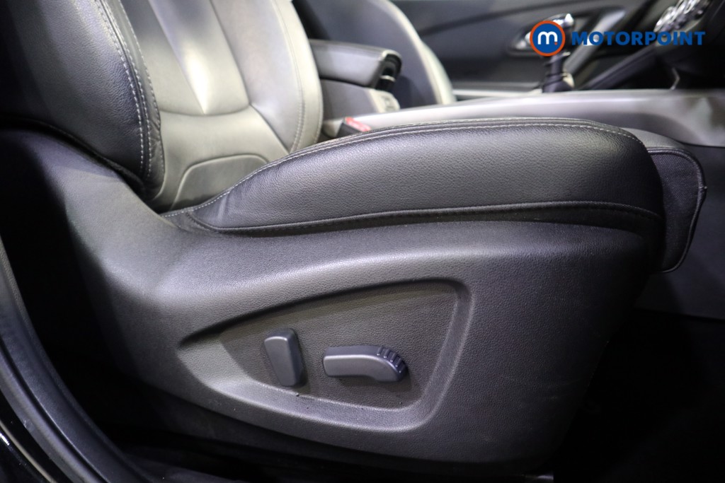 Renault Kadjar Gt Line Manual Petrol SUV - Stock Number (1604140) - 14th supplementary image