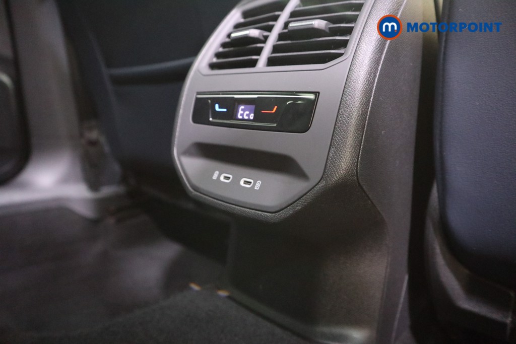 Cupra Formentor V2 Automatic Petrol Plug-In Hybrid SUV - Stock Number (1604157) - 19th supplementary image