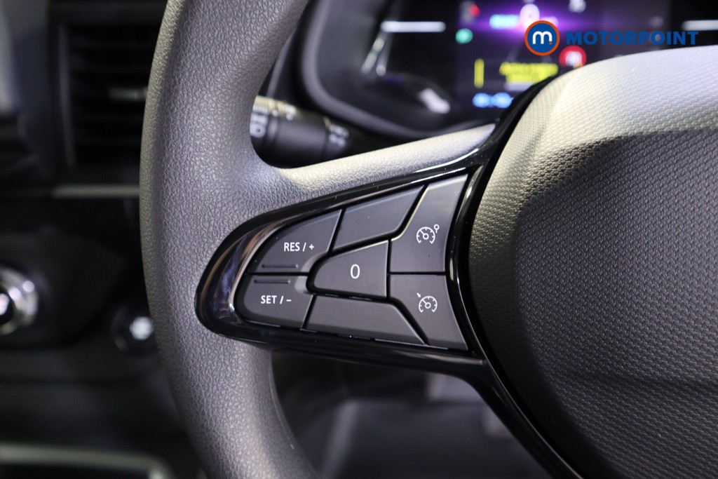 Renault Trafic Advance Automatic Electric Panel Van - Stock Number (1604177) - 3rd supplementary image