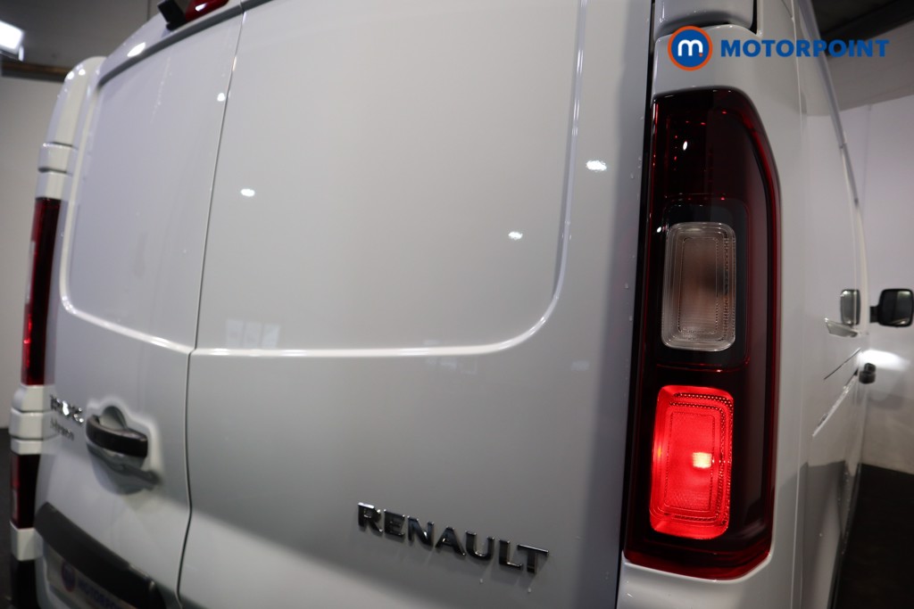 Renault Trafic Advance Automatic Electric Panel Van - Stock Number (1604177) - 22nd supplementary image