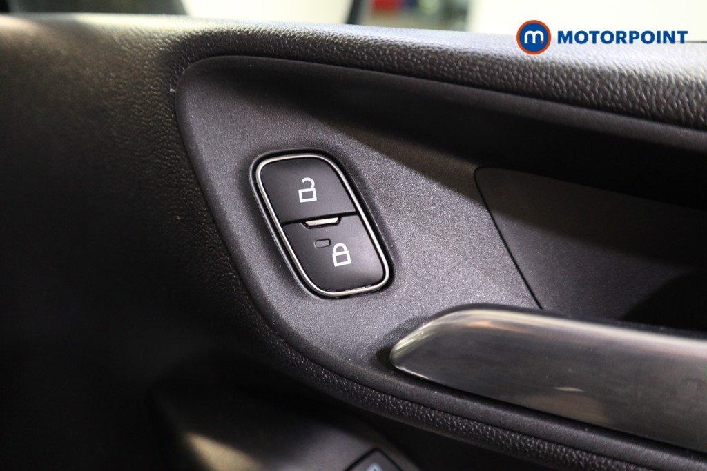 Ford Fiesta Vignale Edition Manual Petrol Hatchback - Stock Number (1604326) - 12th supplementary image