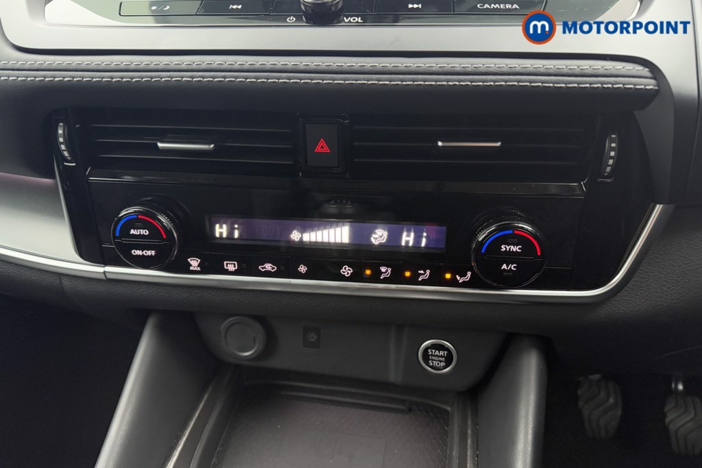 Nissan Qashqai N-Connecta Manual Petrol SUV - Stock Number (1604372) - 11th supplementary image