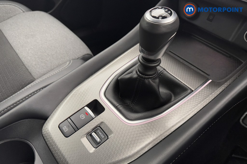Nissan Qashqai N-Connecta Manual Petrol SUV - Stock Number (1604372) - 12th supplementary image