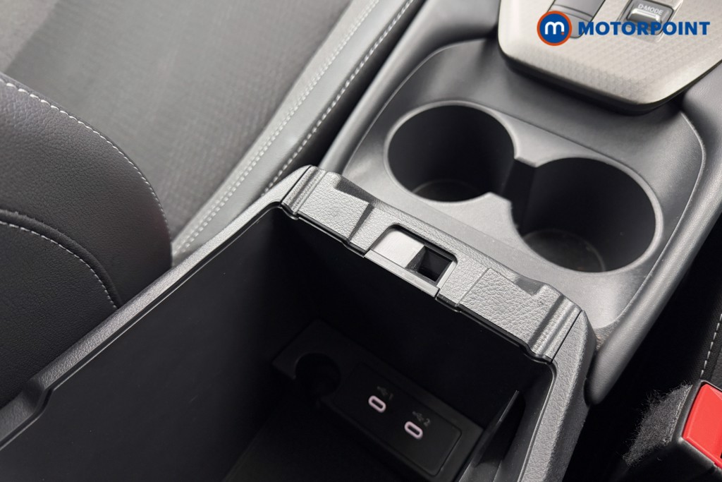 Nissan Qashqai N-Connecta Manual Petrol SUV - Stock Number (1604372) - 14th supplementary image