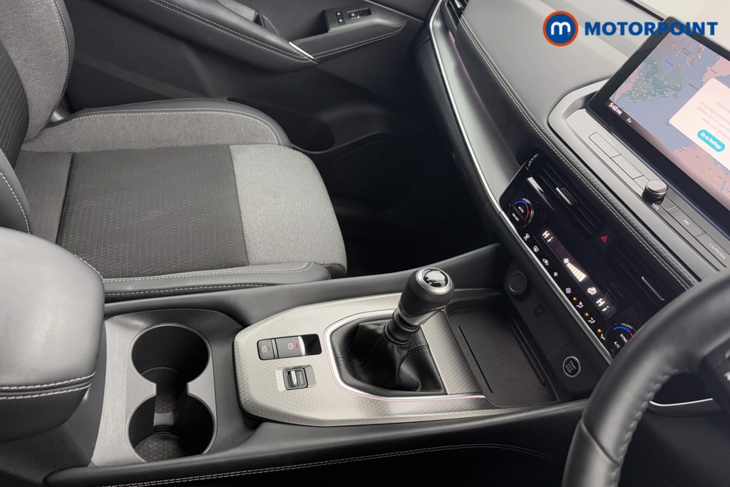 Nissan Qashqai N-Connecta Manual Petrol SUV - Stock Number (1604372) - 15th supplementary image