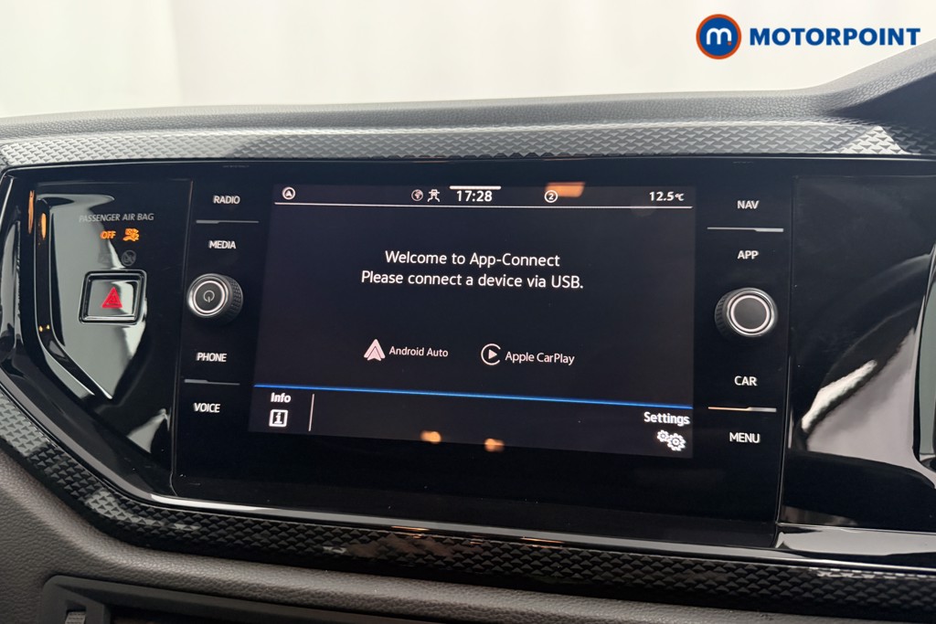 Volkswagen Polo Life Manual Petrol Hatchback - Stock Number (1604379) - 9th supplementary image