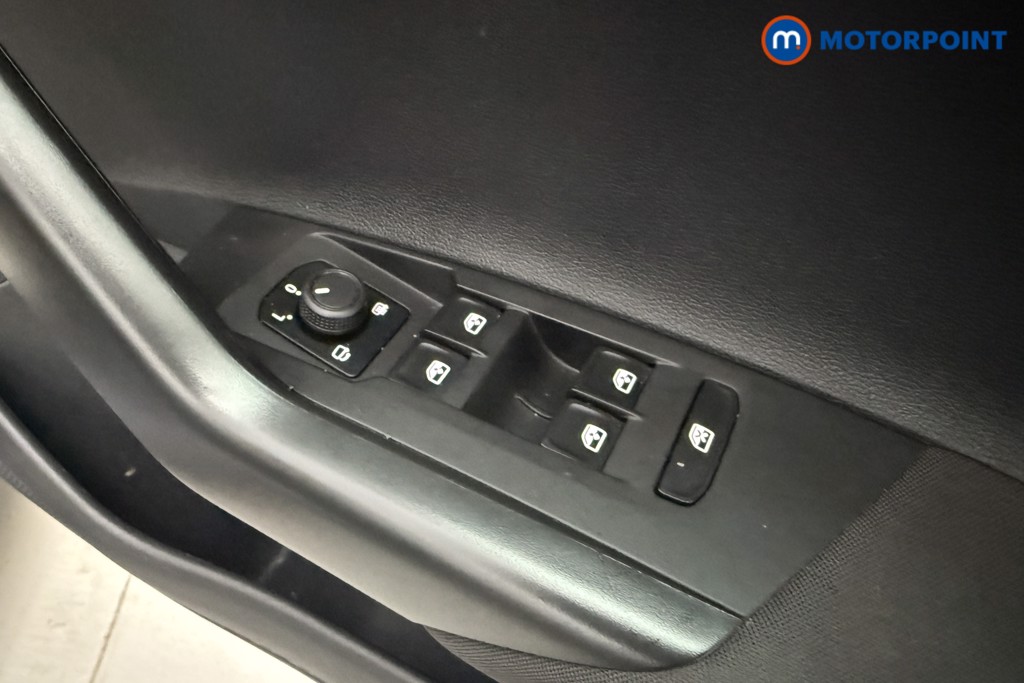 Volkswagen Polo Life Manual Petrol Hatchback - Stock Number (1604379) - 16th supplementary image