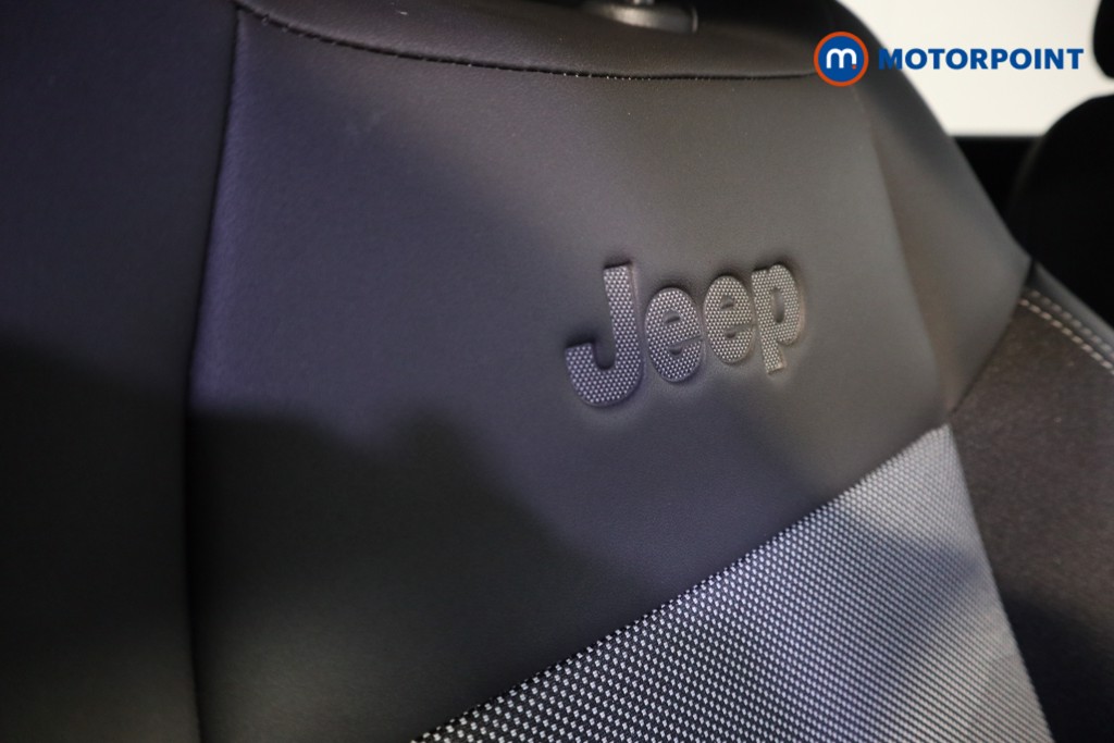 Jeep Avenger Summit Automatic Electric SUV - Stock Number (1604424) - 13th supplementary image