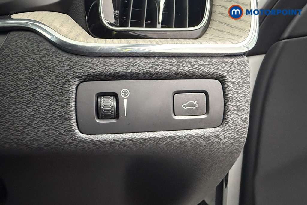 Volvo Xc60 Inscription Pro Automatic Diesel SUV - Stock Number (1604470) - 15th supplementary image