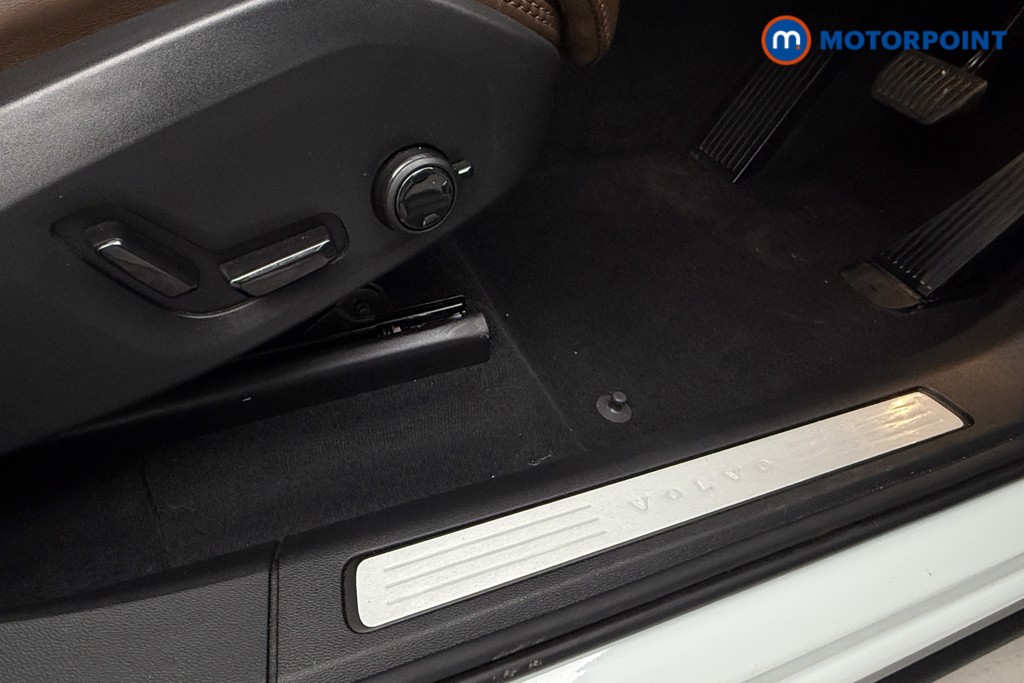 Volvo Xc60 Inscription Pro Automatic Diesel SUV - Stock Number (1604470) - 18th supplementary image